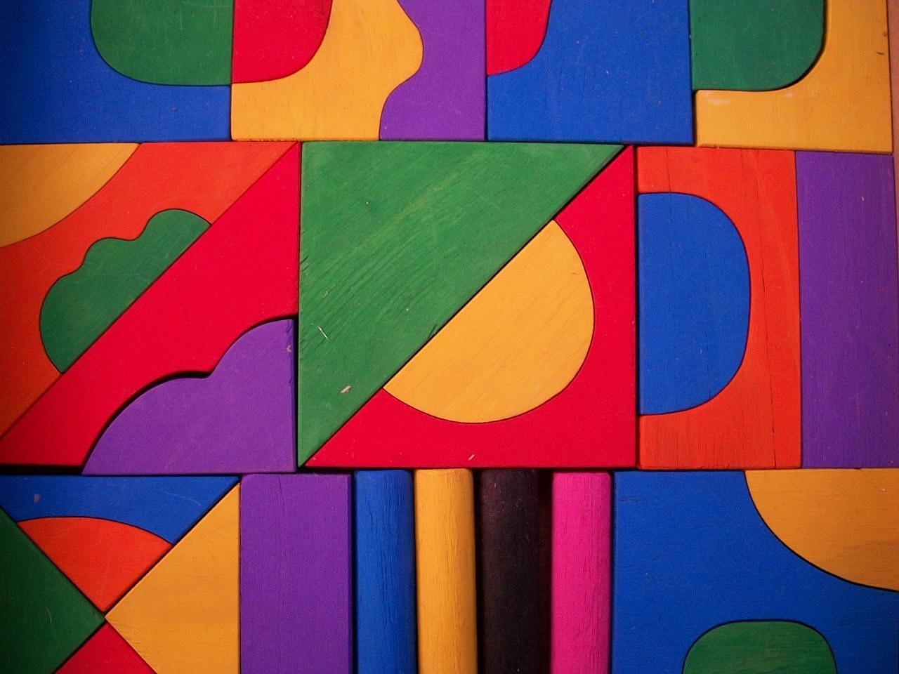 色彩探索与早教，画画游戏的关键作用